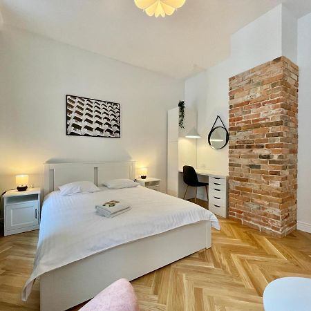 Chili Apartment Торунь Екстер'єр фото